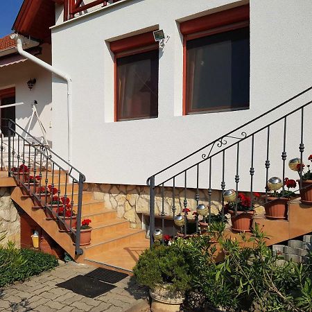 Rege Apartman Alsóörs Dış mekan fotoğraf